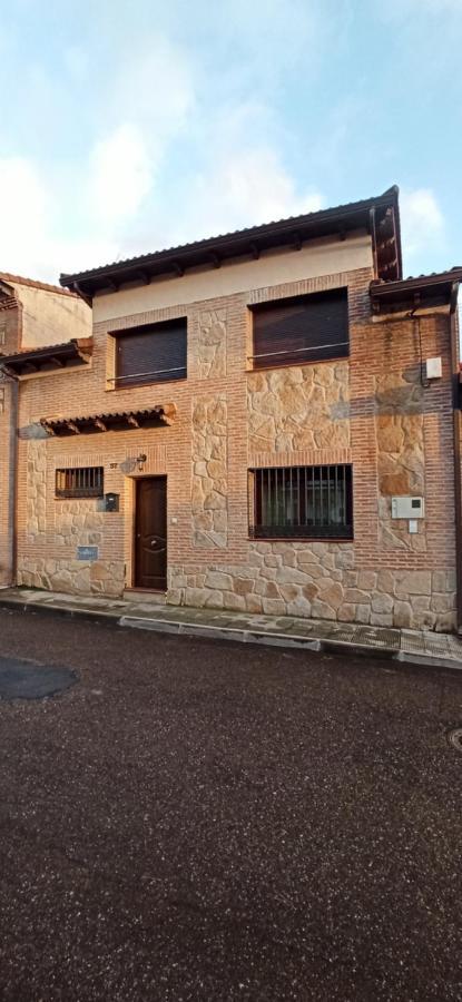Higuera de las Dueñas La Higuera De Gredos 빌라 외부 사진
